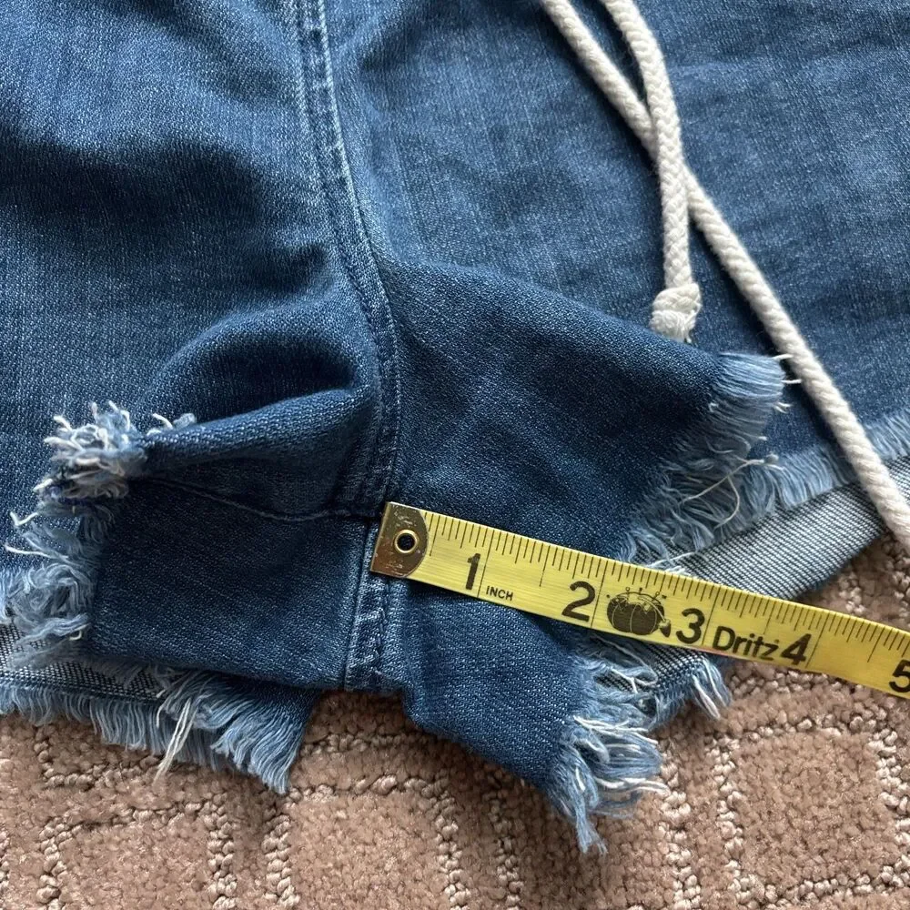Aerie Pull-On Denim Jean Shorts Women's Medium Blue Elastic Waist Raw Hem Soft
